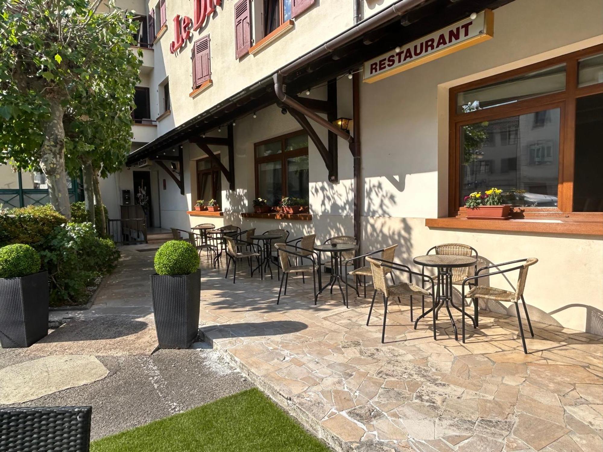Hotel Le Divona "Au Coeur De Divonne" Экстерьер фото
