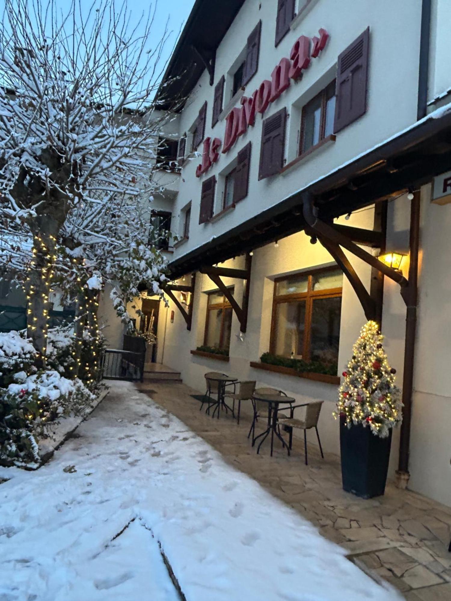 Hotel Le Divona "Au Coeur De Divonne" Экстерьер фото