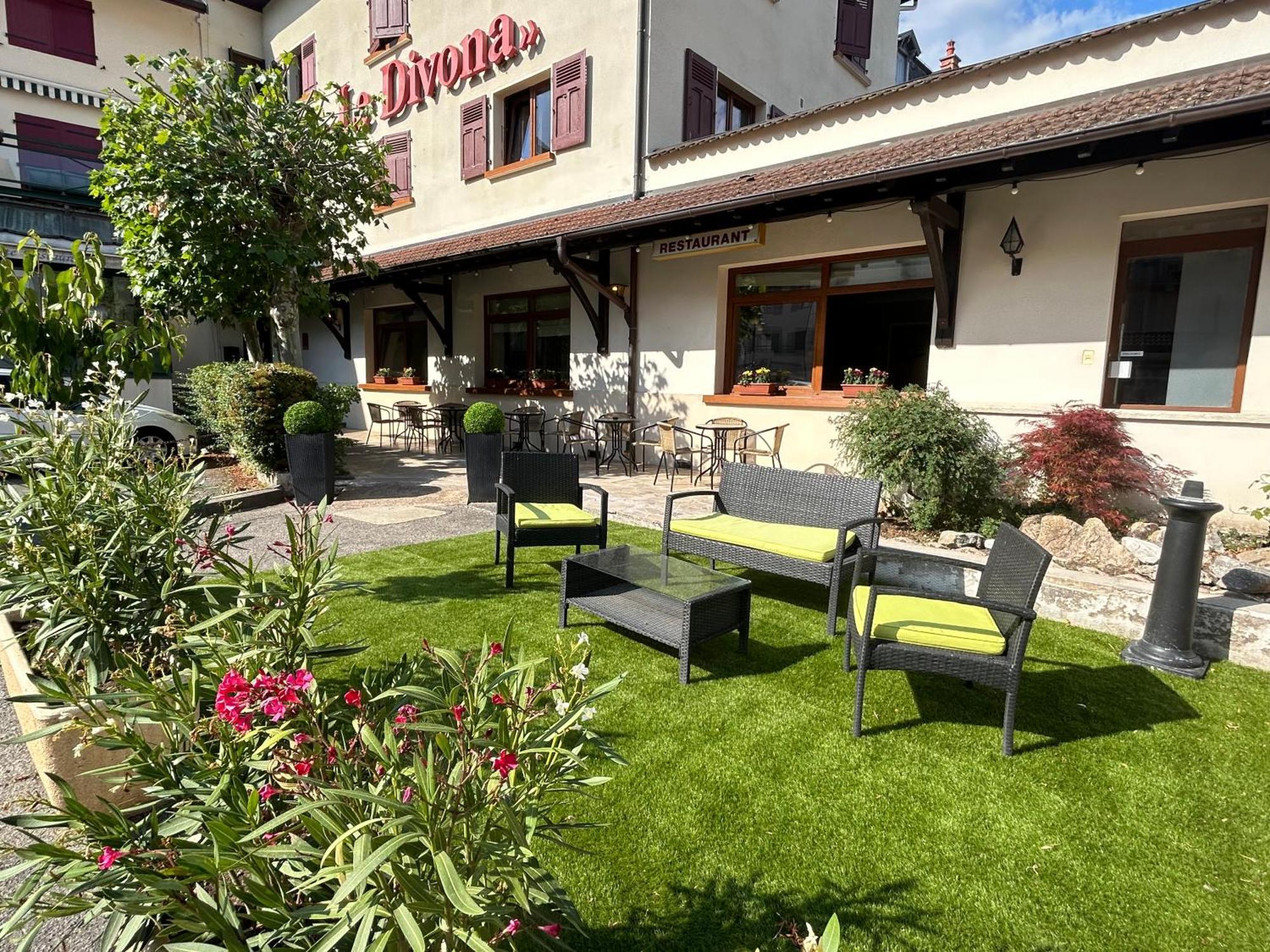 Hotel Le Divona "Au Coeur De Divonne" Экстерьер фото