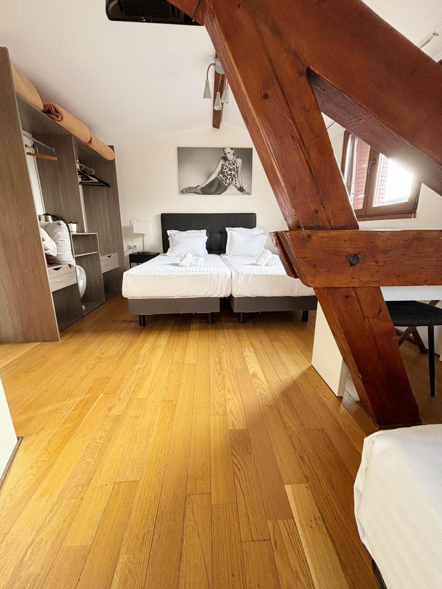 Hotel Le Divona "Au Coeur De Divonne" Экстерьер фото