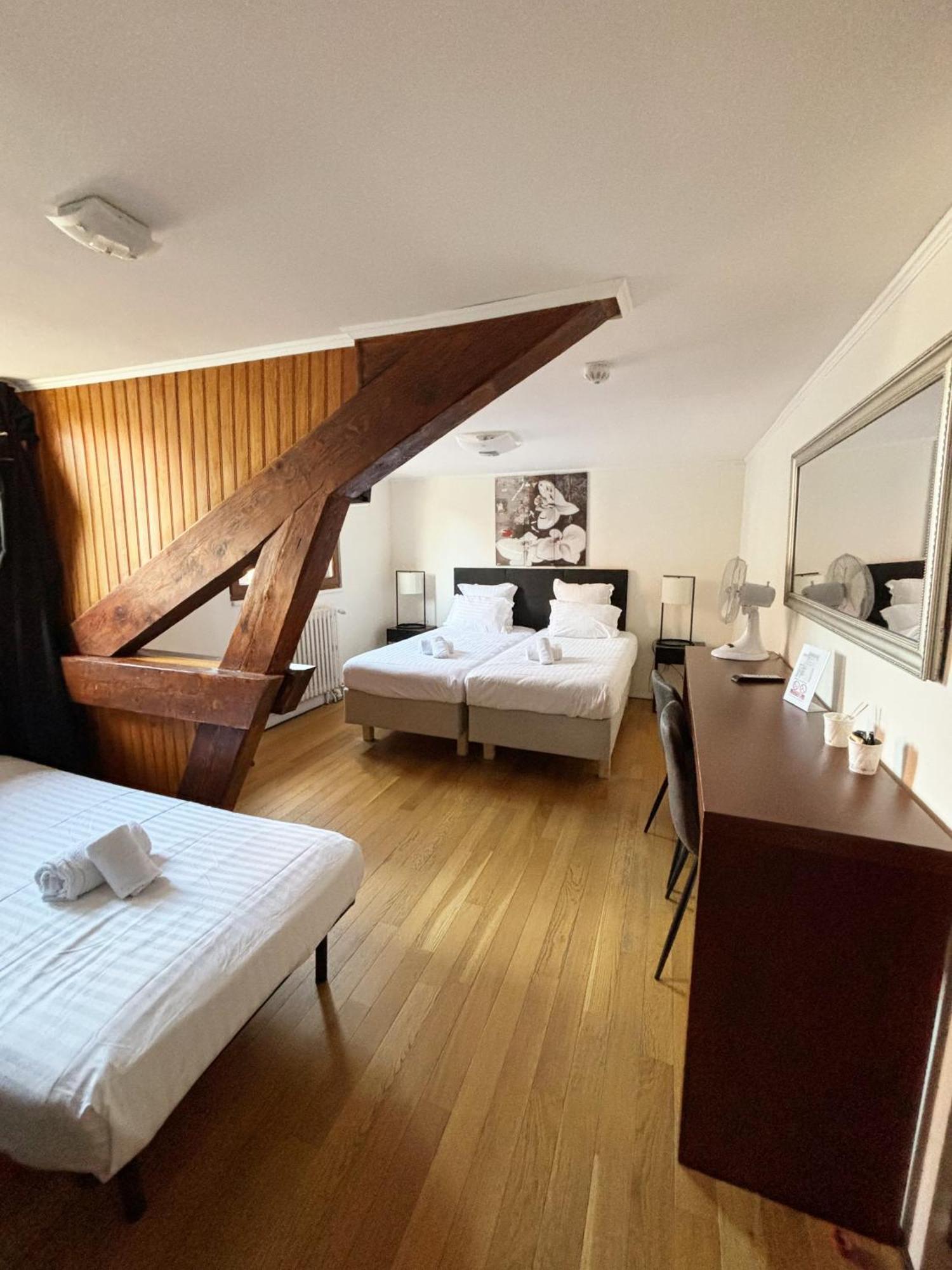 Hotel Le Divona "Au Coeur De Divonne" Экстерьер фото