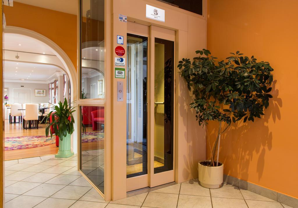 Hotel Le Divona "Au Coeur De Divonne" Экстерьер фото
