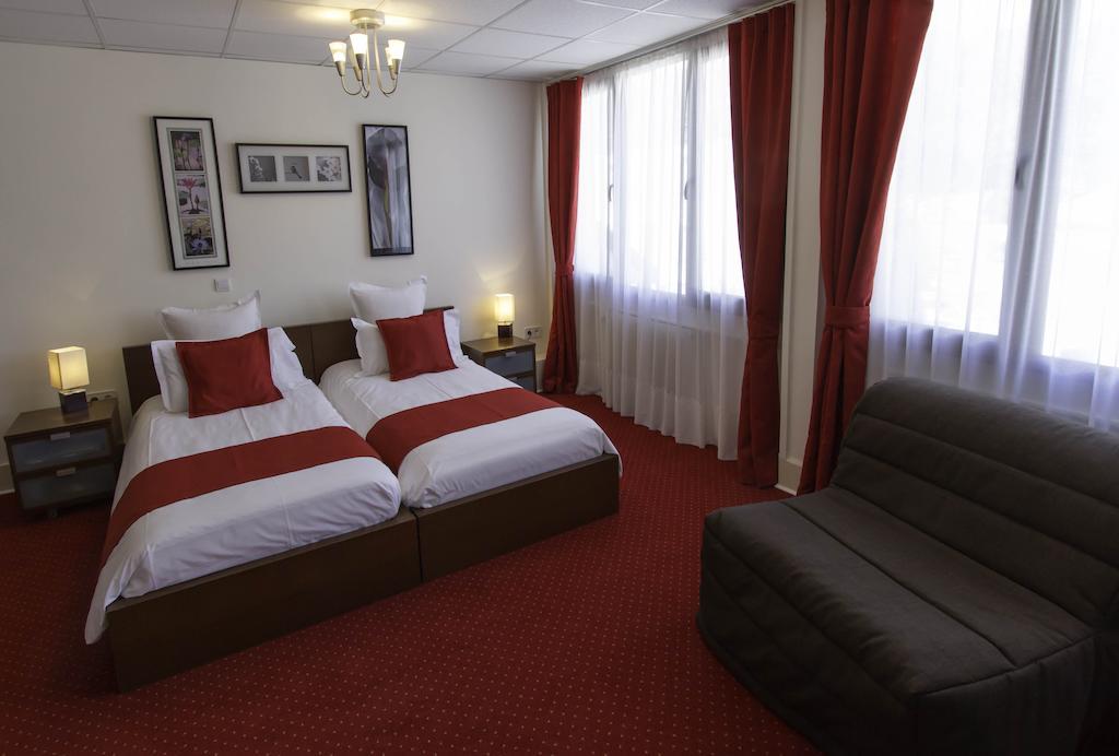 Hotel Le Divona "Au Coeur De Divonne" Номер фото