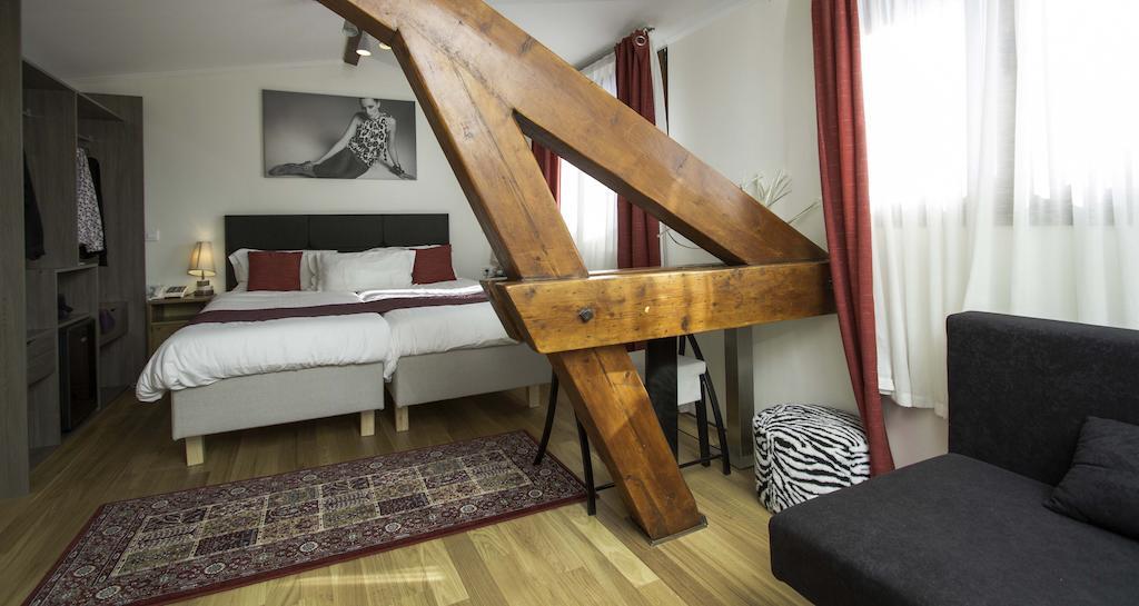 Hotel Le Divona "Au Coeur De Divonne" Номер фото